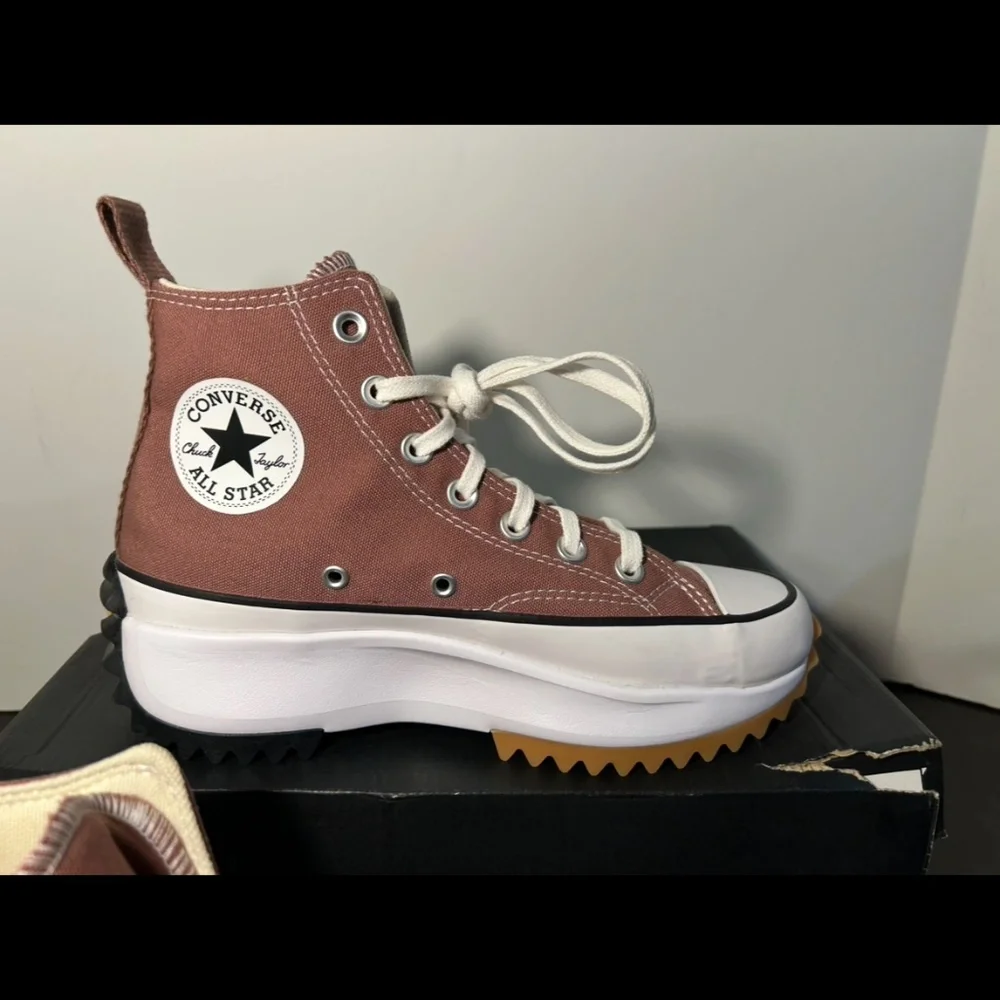 Converse Run Star Hike Hi Platform Shoes Sneakers Saddle/Black/White Womans 7